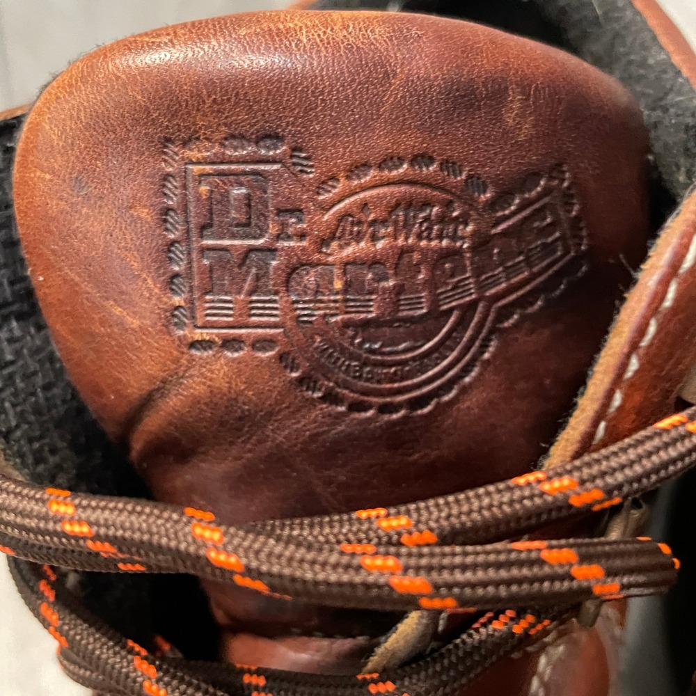 Dr. Martens Leather Men Size 11 Y2K Brown Leather 8A54 Workboots - Picture 2 of 9